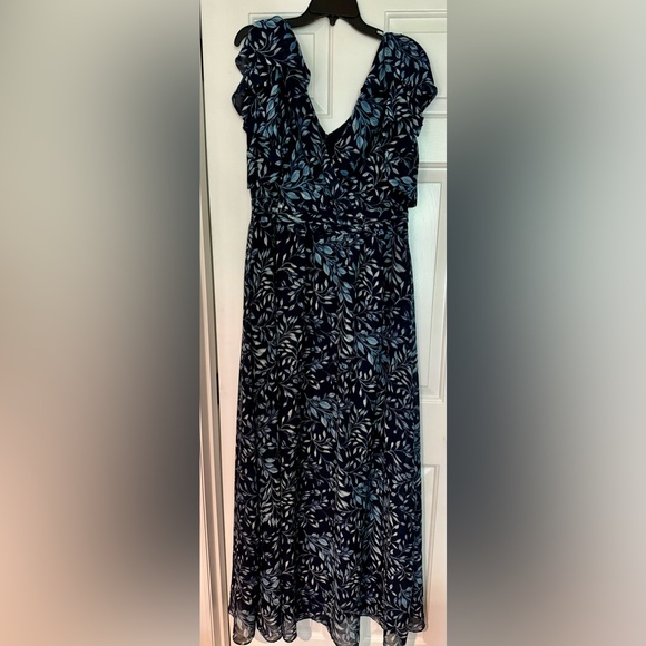 Lauren Ralph Lauren Floral Maxi Dress Size 14 - Picture 3 of 10